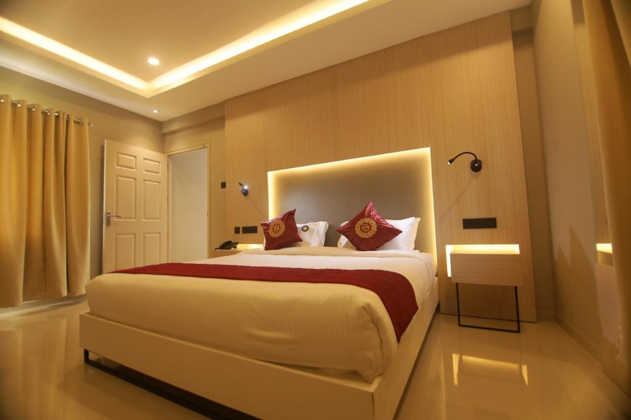 Noor Jehan'S Grand Noor Palakkad Extérieur photo
