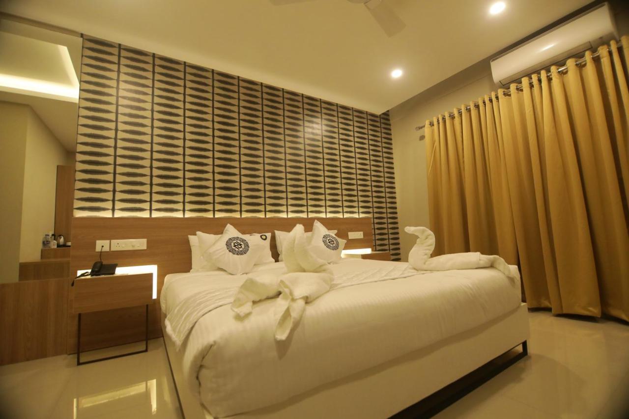 Noor Jehan'S Grand Noor Palakkad Extérieur photo