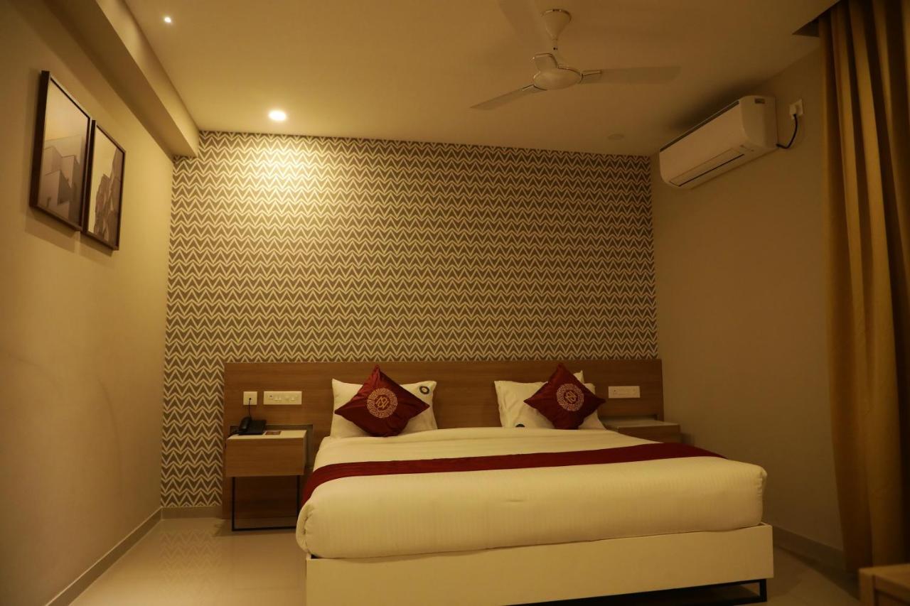 Noor Jehan'S Grand Noor Palakkad Extérieur photo