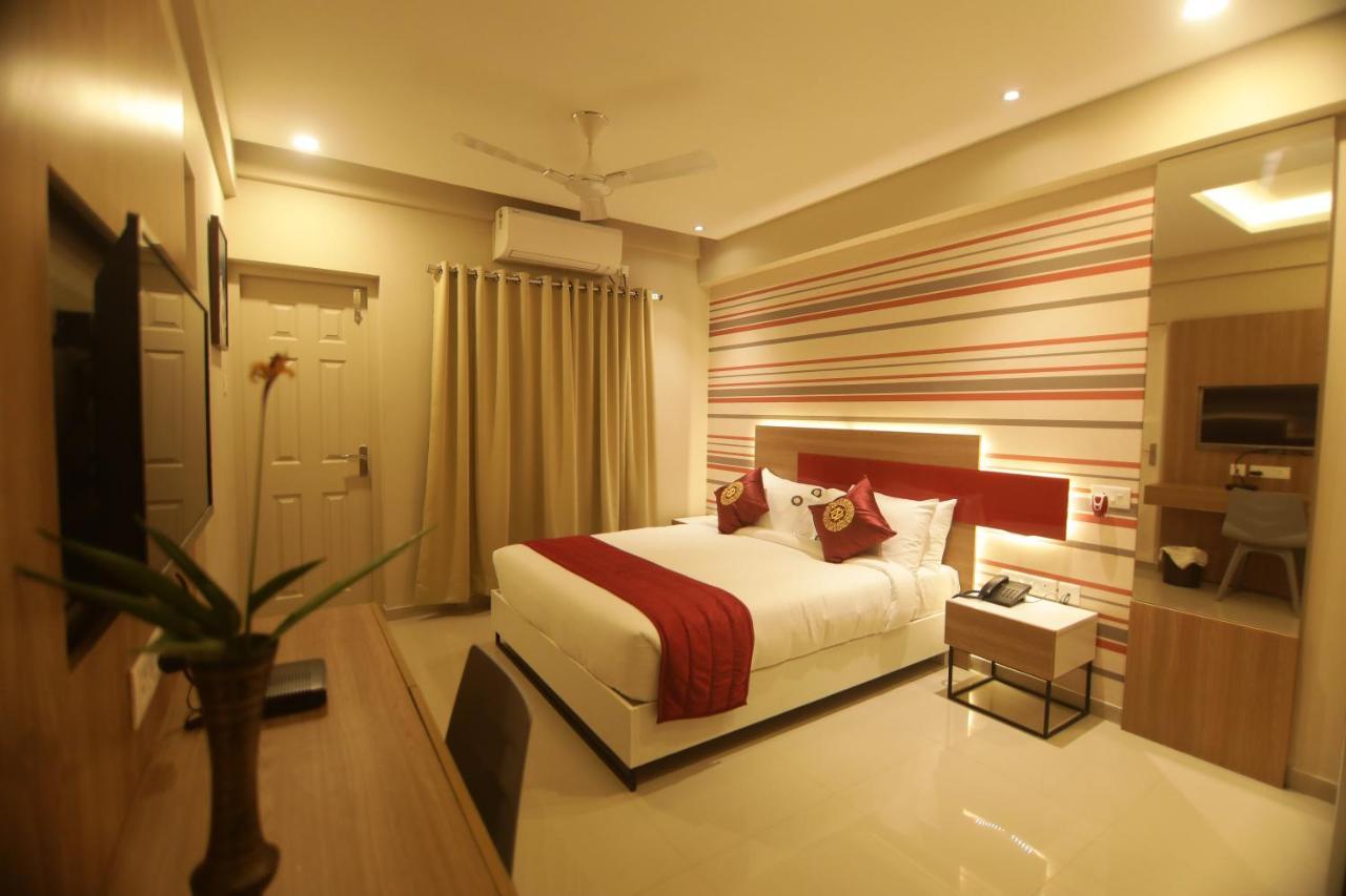 Noor Jehan'S Grand Noor Palakkad Extérieur photo